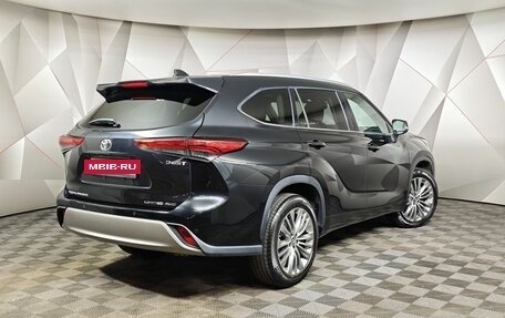 Toyota Highlander, 2023 год, 4 760 000 рублей, 2 фотография