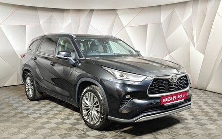 Toyota Highlander, 2023 год, 4 760 000 рублей, 3 фотография