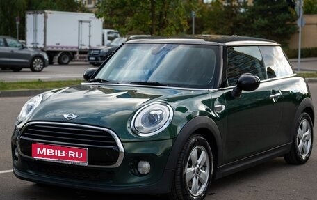MINI Hatch, 2017 год, 1 390 000 рублей, 1 фотография