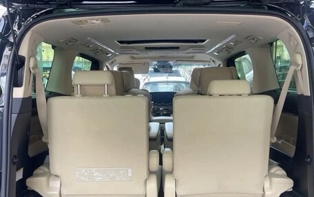 Toyota Alphard III, 2021 год, 6 500 000 рублей, 9 фотография