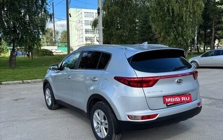KIA Sportage IV рестайлинг, 2017 год, 1 900 000 рублей, 4 фотография