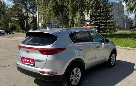 KIA Sportage IV рестайлинг, 2017 год, 1 900 000 рублей, 6 фотография