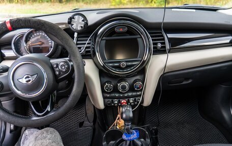 MINI Hatch, 2017 год, 1 390 000 рублей, 7 фотография