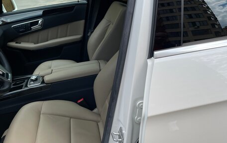 Mercedes-Benz E-Класс, 2012 год, 4 000 000 рублей, 8 фотография