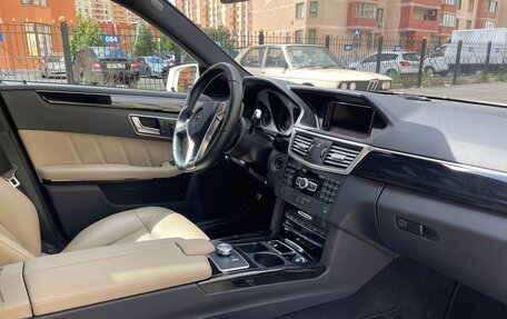 Mercedes-Benz E-Класс, 2012 год, 4 000 000 рублей, 14 фотография