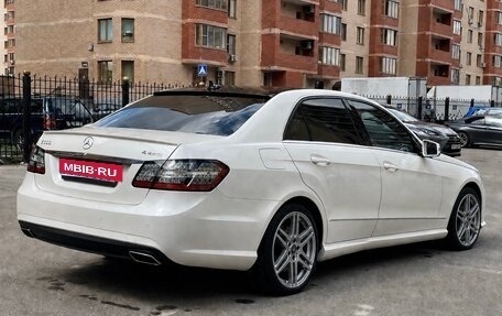 Mercedes-Benz E-Класс, 2012 год, 4 000 000 рублей, 3 фотография
