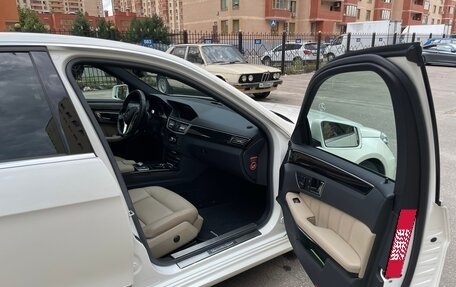 Mercedes-Benz E-Класс, 2012 год, 4 000 000 рублей, 9 фотография