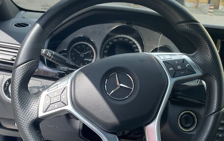 Mercedes-Benz E-Класс, 2012 год, 4 000 000 рублей, 23 фотография