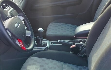 Ford Focus II рестайлинг, 2007 год, 370 000 рублей, 8 фотография
