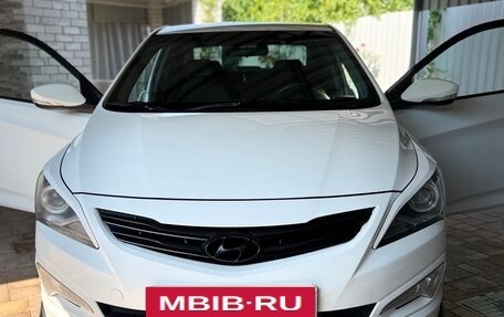 Hyundai Solaris II рестайлинг, 2016 год, 1 250 000 рублей, 4 фотография