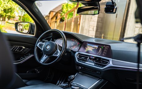 BMW 3 серия, 2019 год, 3 250 000 рублей, 9 фотография