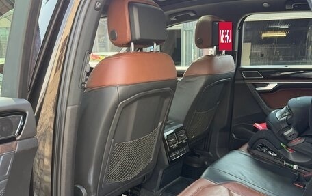 Volkswagen Touareg III, 2019 год, 4 300 000 рублей, 7 фотография