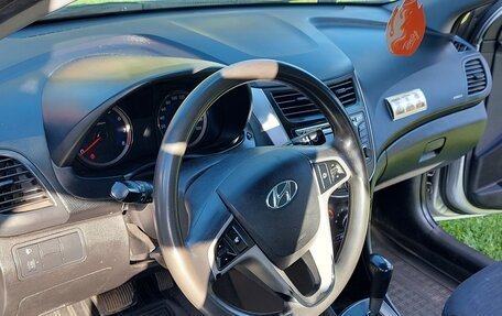 Hyundai Solaris II рестайлинг, 2015 год, 730 000 рублей, 10 фотография