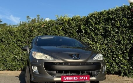 Peugeot 308 II, 2011 год, 570 000 рублей, 2 фотография
