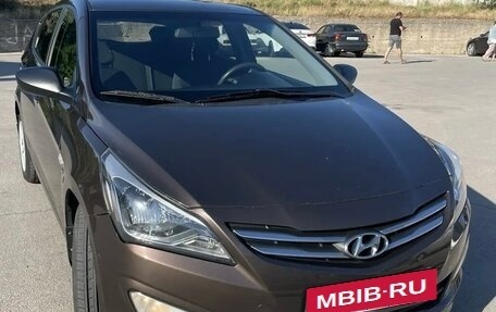 Hyundai Solaris II рестайлинг, 2015 год, 1 150 000 рублей, 1 фотография