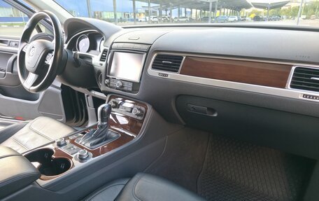 Volkswagen Touareg III, 2016 год, 3 200 000 рублей, 7 фотография