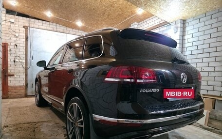 Volkswagen Touareg III, 2016 год, 3 200 000 рублей, 24 фотография