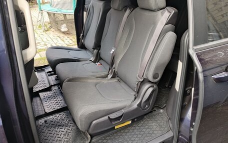 KIA Carnival, 2021 год, 3 150 000 рублей, 11 фотография