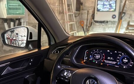 Volkswagen Tiguan II, 2019 год, 2 300 000 рублей, 7 фотография