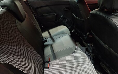 Renault Logan II, 2019 год, 1 035 000 рублей, 11 фотография