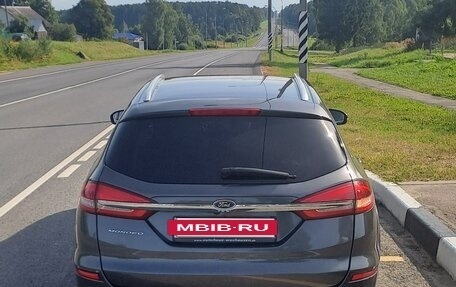 Ford Mondeo V, 2018 год, 1 555 000 рублей, 2 фотография