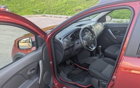 Renault Sandero II рестайлинг, 2021 год, 1 388 000 рублей, 9 фотография
