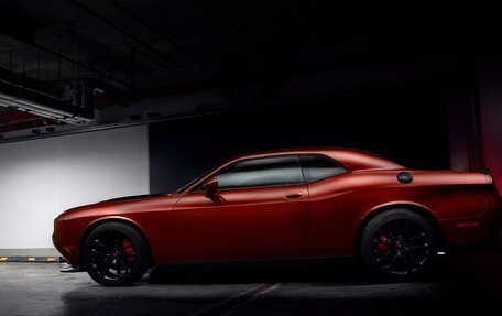 Dodge Challenger III рестайлинг 2, 2020 год, 5 900 000 рублей, 35 фотография