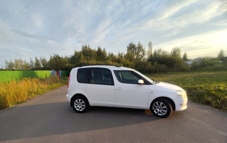 Skoda Roomster, 2013 год, 675 000 рублей, 3 фотография