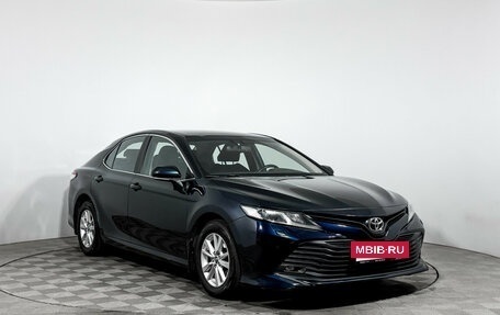 Toyota Camry, 2019 год, 2 165 000 рублей, 3 фотография