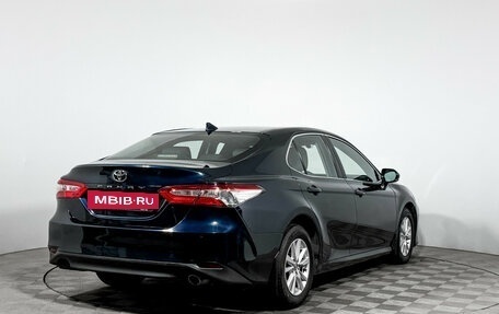 Toyota Camry, 2019 год, 2 165 000 рублей, 5 фотография