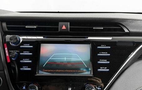 Toyota Camry, 2019 год, 2 165 000 рублей, 17 фотография