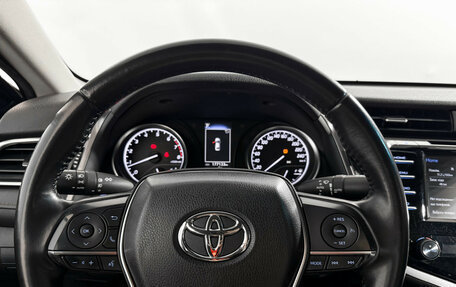 Toyota Camry, 2019 год, 2 165 000 рублей, 18 фотография