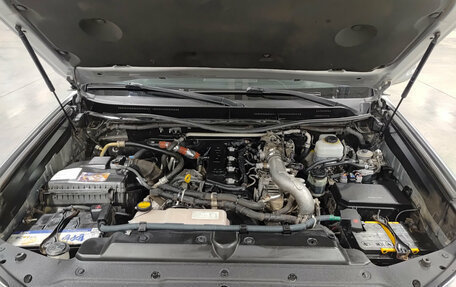 Toyota Land Cruiser Prado 150 рестайлинг 2, 2011 год, 1 900 000 рублей, 11 фотография