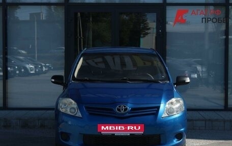 Toyota Auris II, 2011 год, 1 080 000 рублей, 2 фотография