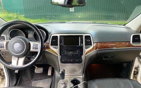 Jeep Grand Cherokee, 2012 год, 1 400 000 рублей, 8 фотография