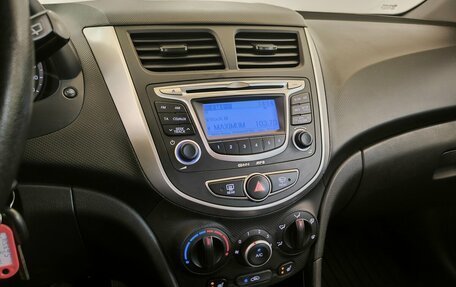 Hyundai Solaris II рестайлинг, 2012 год, 720 000 рублей, 7 фотография