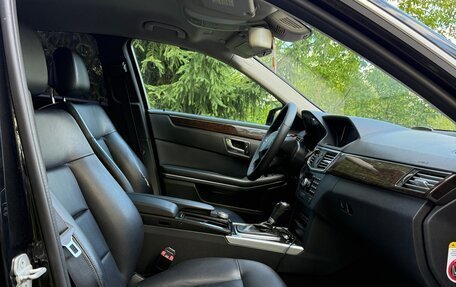 Mercedes-Benz E-Класс, 2011 год, 1 100 000 рублей, 11 фотография