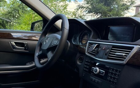 Mercedes-Benz E-Класс, 2011 год, 1 100 000 рублей, 10 фотография