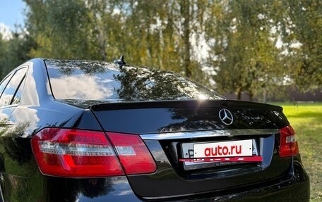 Mercedes-Benz E-Класс, 2011 год, 1 100 000 рублей, 8 фотография