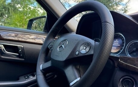 Mercedes-Benz E-Класс, 2011 год, 1 100 000 рублей, 14 фотография