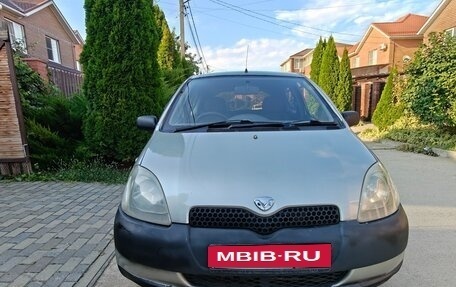 Toyota Vitz, 2001 год, 260 000 рублей, 6 фотография