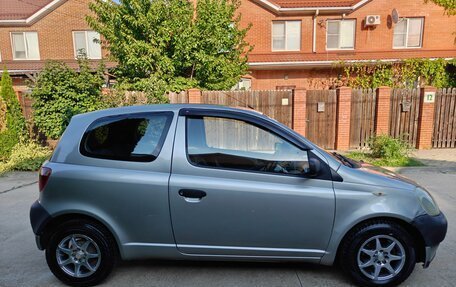 Toyota Vitz, 2001 год, 260 000 рублей, 4 фотография