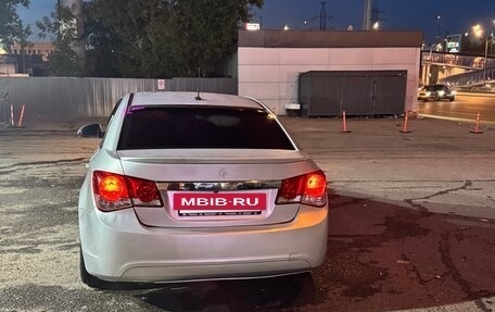 Chevrolet Cruze II, 2014 год, 615 000 рублей, 4 фотография