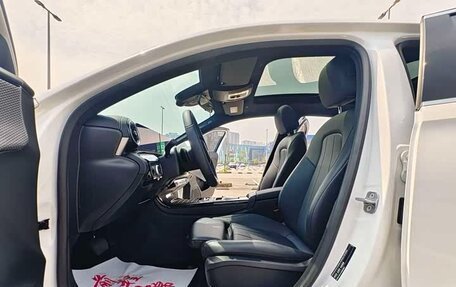 Mercedes-Benz A-Класс, 2023 год, 1 720 000 рублей, 8 фотография