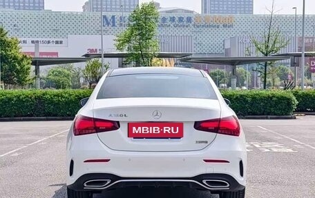Mercedes-Benz A-Класс, 2023 год, 1 720 000 рублей, 5 фотография