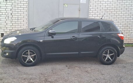 Nissan Qashqai, 2013 год, 999 999 рублей, 2 фотография