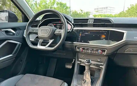Audi Q3, 2022 год, 2 067 555 рублей, 11 фотография