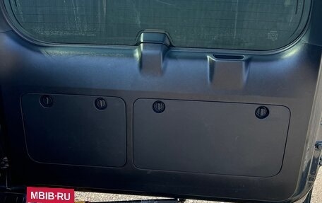 Toyota Land Cruiser Prado 150 рестайлинг 2, 2014 год, 3 150 000 рублей, 13 фотография