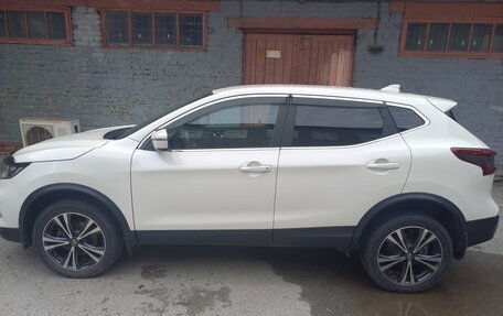 Nissan Qashqai, 2021 год, 1 900 000 рублей, 1 фотография