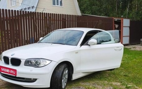 BMW 1 серия, 2011 год, 950 000 рублей, 2 фотография